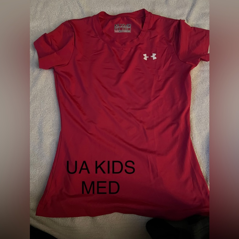 Under Armour T-shirt